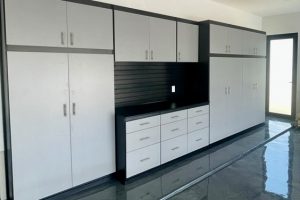 Custom Garage Cabinets & Flooring